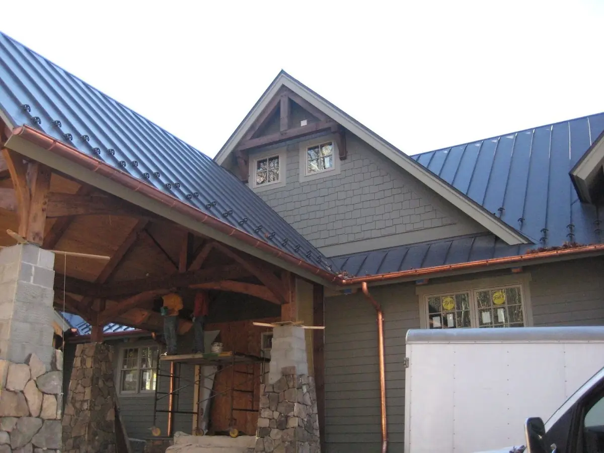 Craftsman Roofing team delivering quality roofing work in Somerall